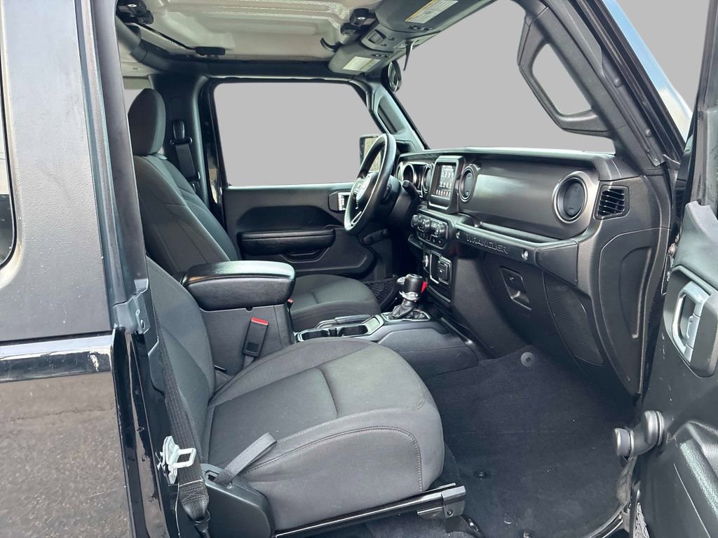 Certified 2023 Jeep Wrangler Sport AWD/4WD image 9