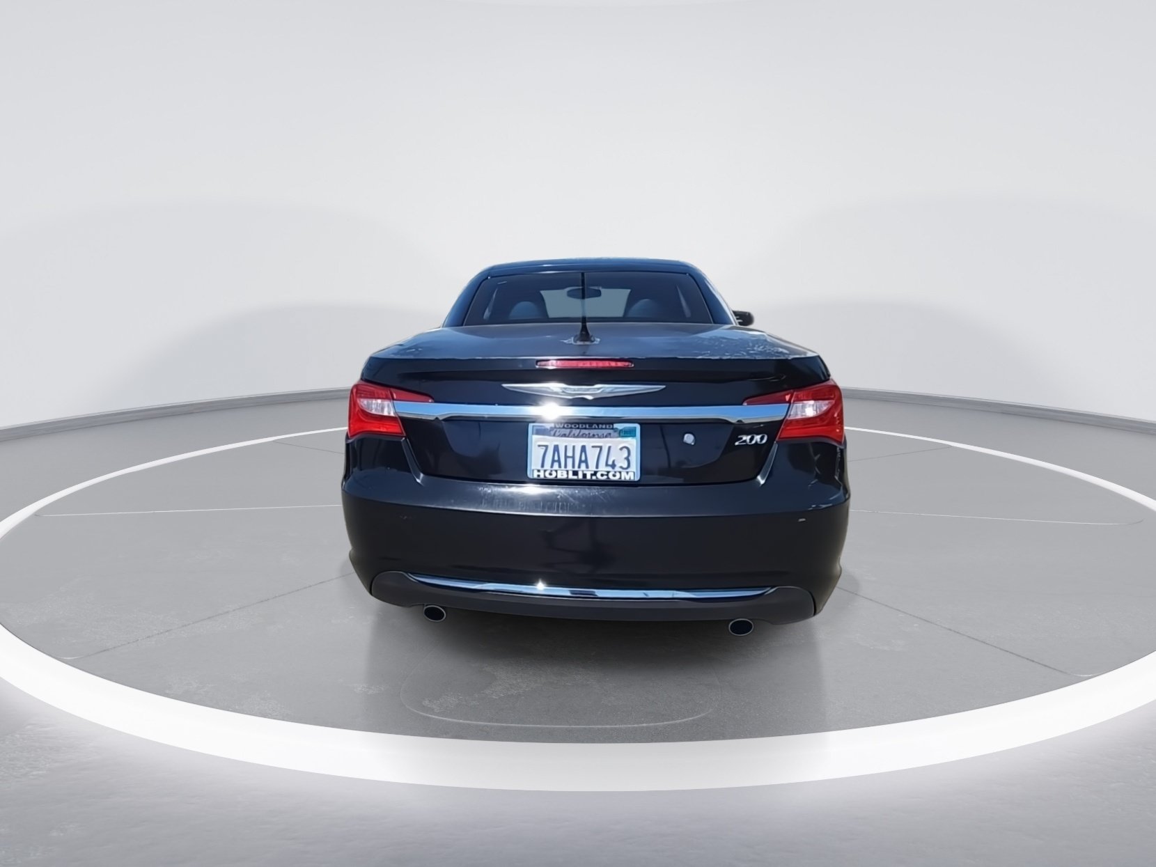 Used 2013 Chrysler 200 Limited FWD image 7