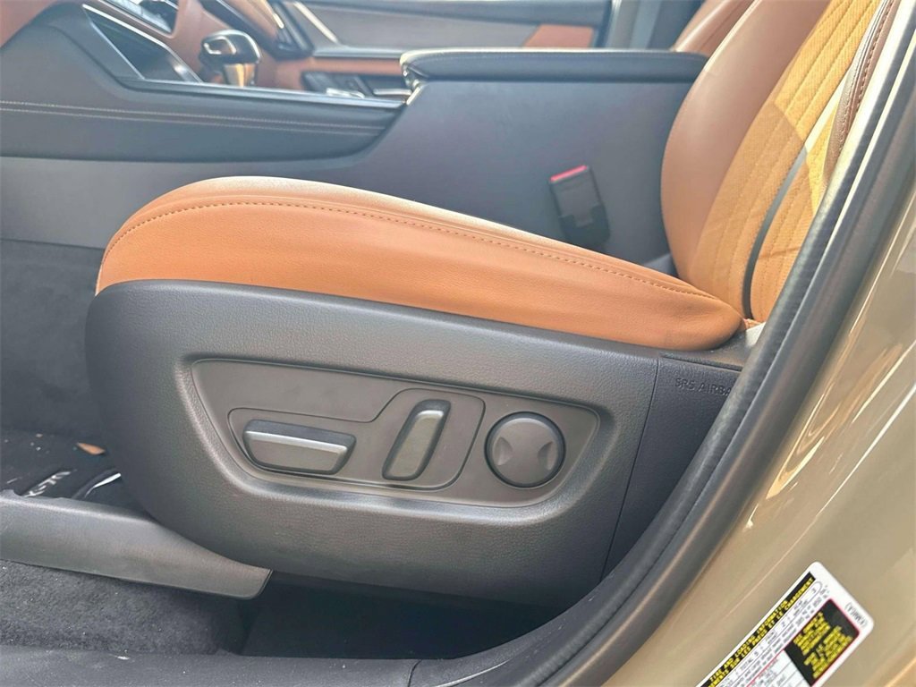 Certified 2025 MAZDA CX-70 3.3 Turbo S w/ Premium Plus image 11