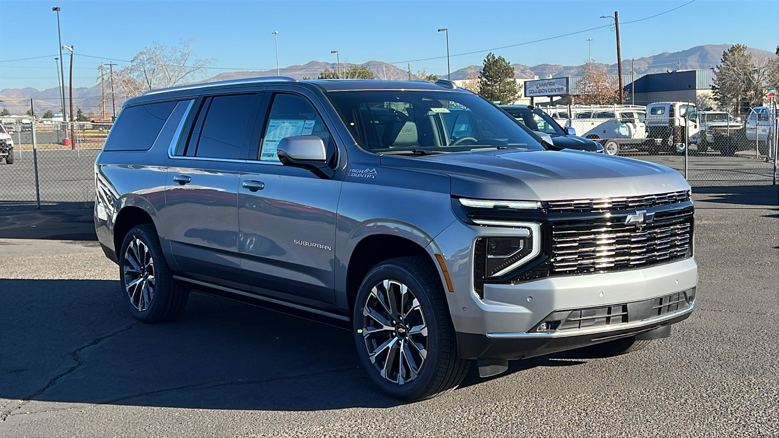 New 2026 Chevrolet Suburban High Country image 3