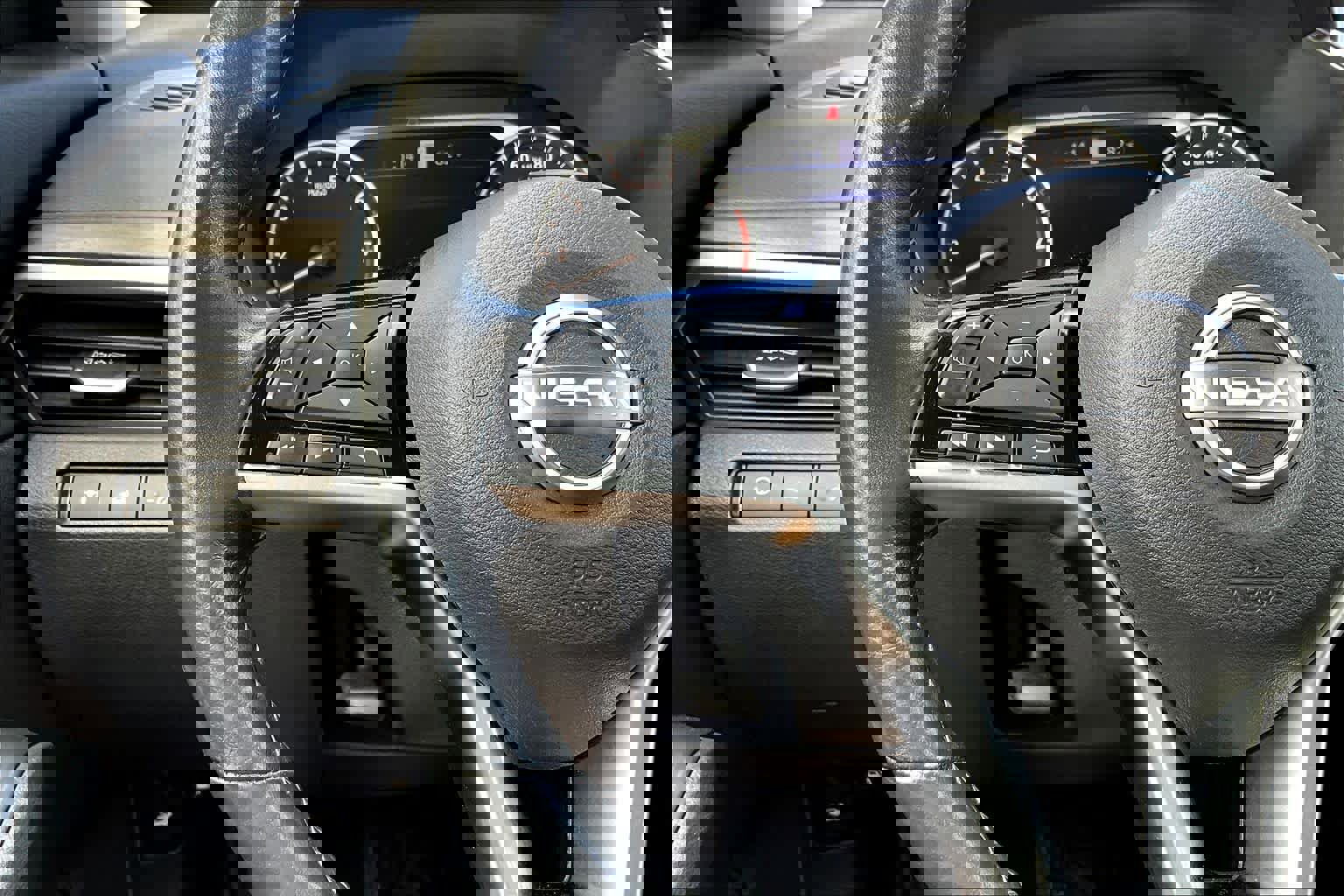 Used 2024 Nissan Altima 2.5 SV w/ SV Premium Package image 24