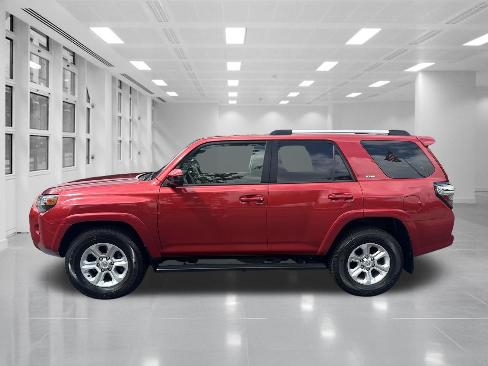 Used 2022 Toyota 4Runner SR5 RWD image 8
