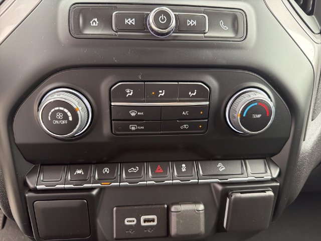 Used 2023 Chevrolet Silverado 1500 Custom Trail Boss w/ LPO, Dark Essentials Package AWD/4WD image 21