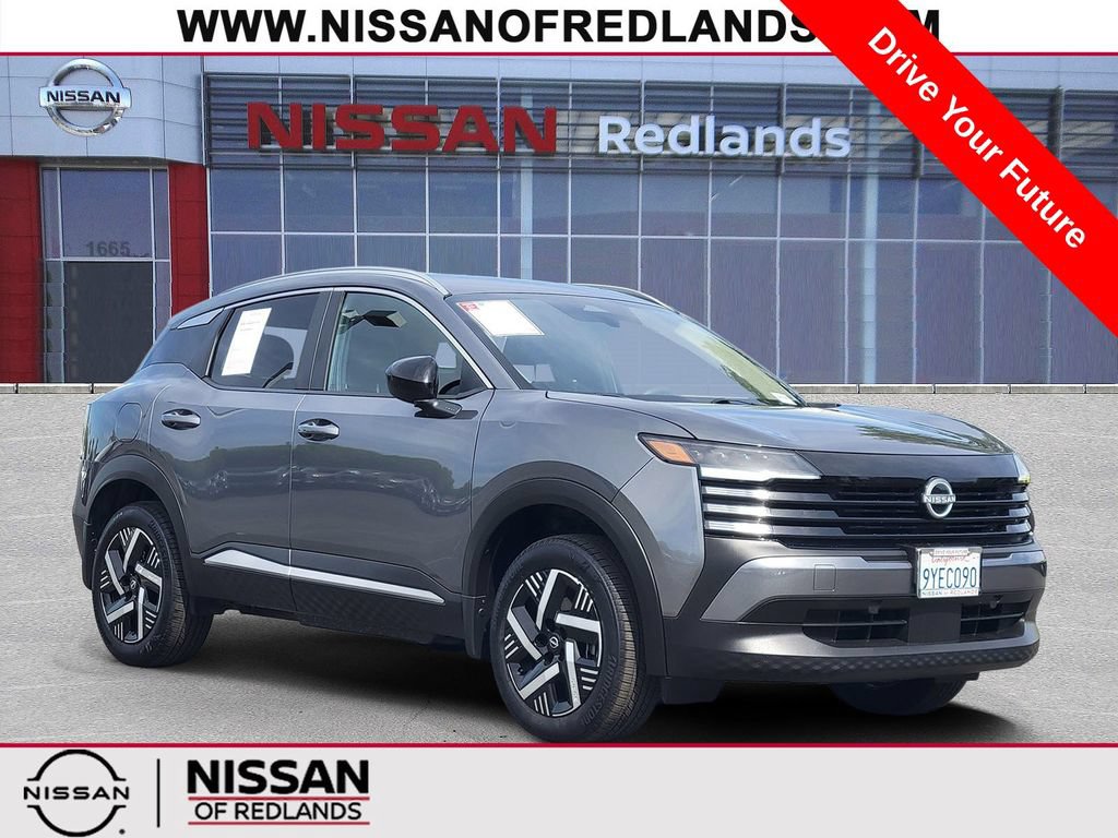 Used 2026 Nissan Kicks SV w/ SV Premium Package FWD image 1