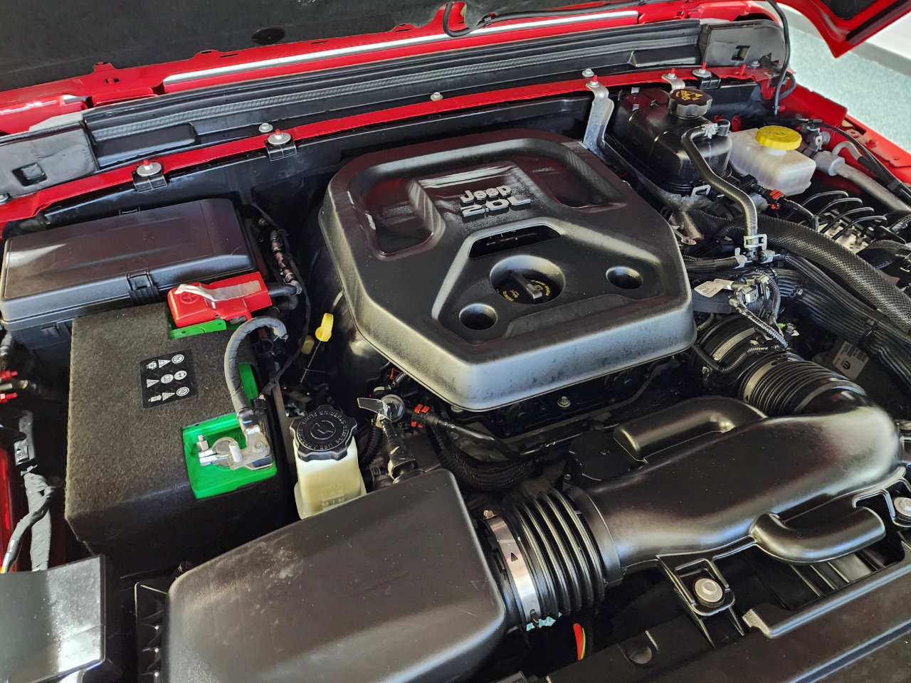 Used 2020 Jeep Wrangler Unlimited Sahara image 40