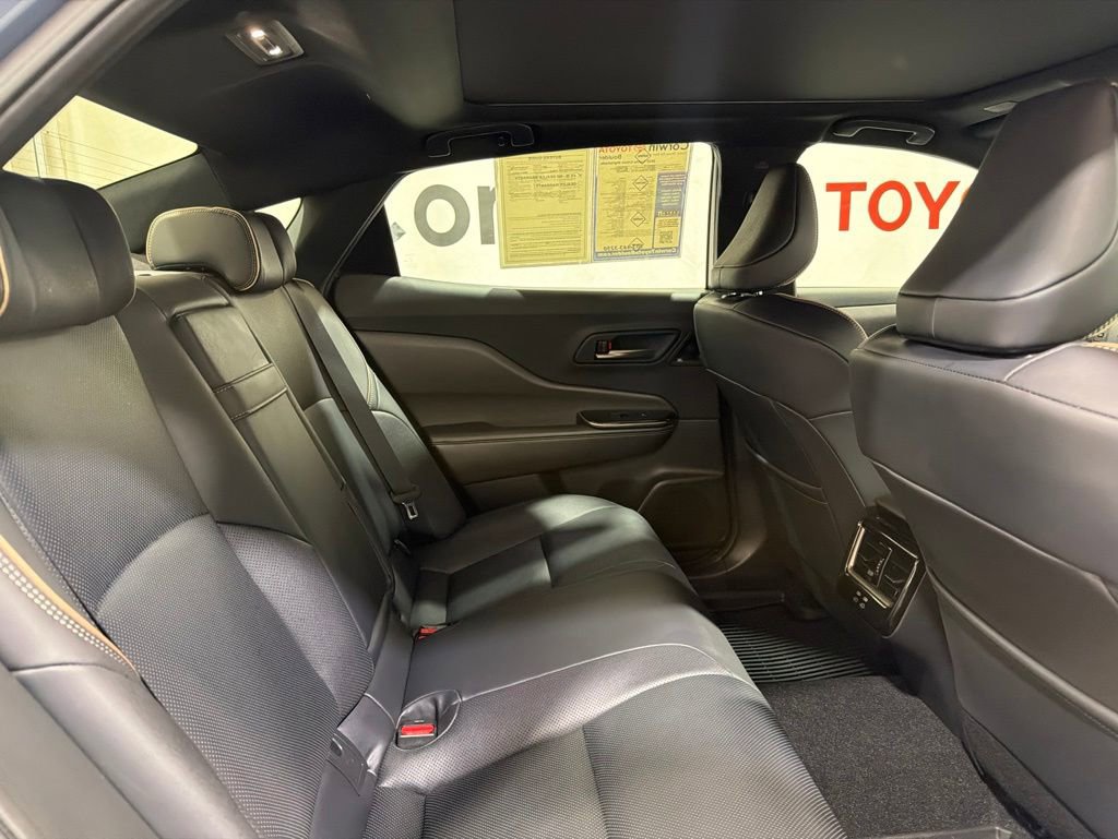 Used 2025 Toyota Crown AWD/4WD image 15