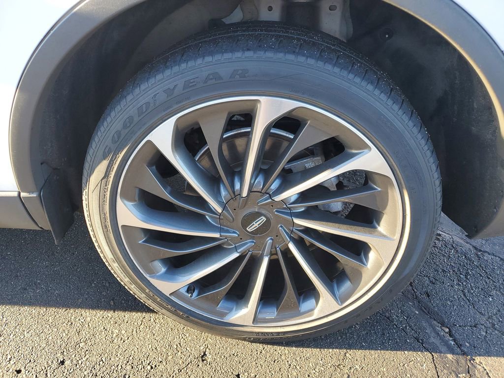 Used 2020 Lincoln Aviator Reserve w/ Equipment Group 202A image 35