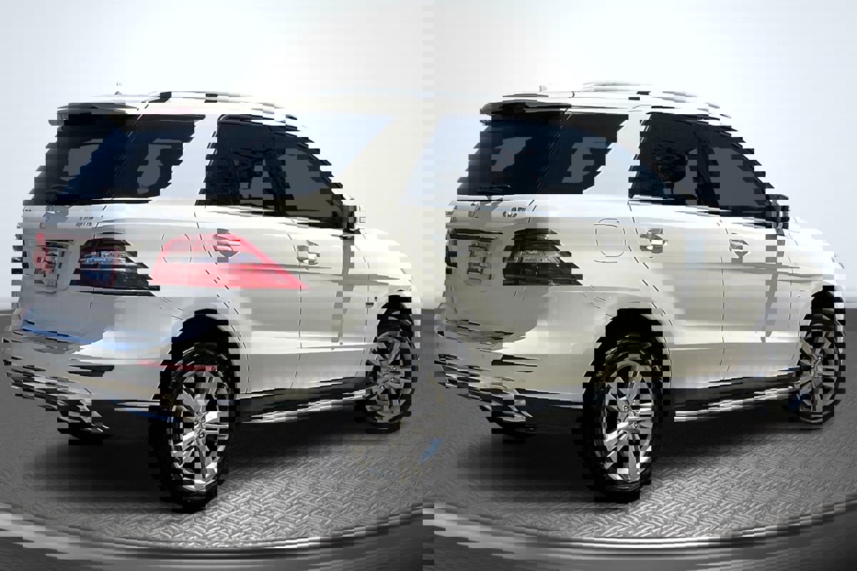 Used 2012 Mercedes-Benz ML 350 4MATIC image 13