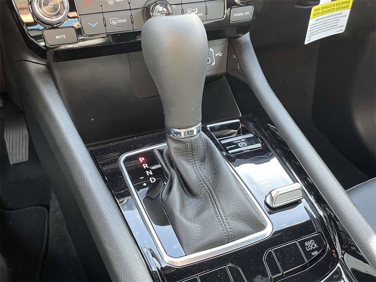 New 2026 Jeep Compass Latitude image 21