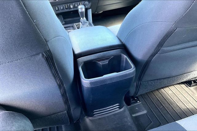 Used 2022 Toyota Tacoma TRD Sport w/ Technology Package image 11