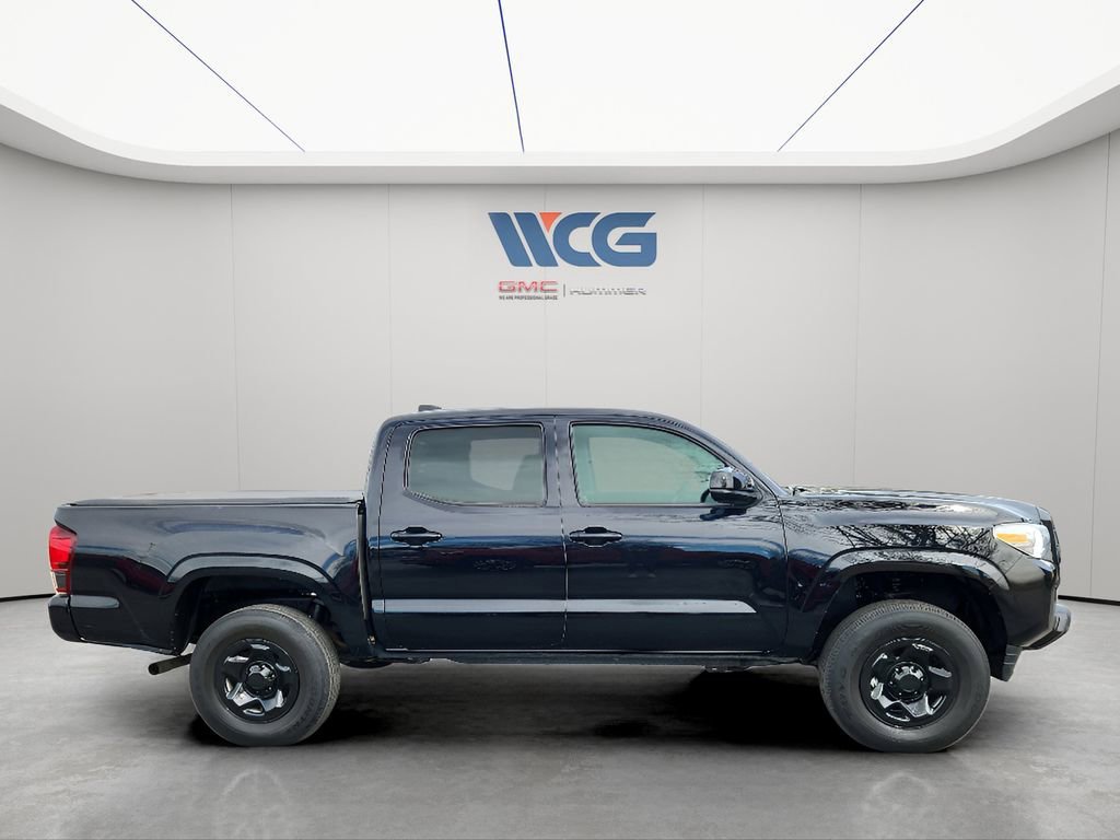 Used 2022 Toyota Tacoma SR AWD/4WD image 3