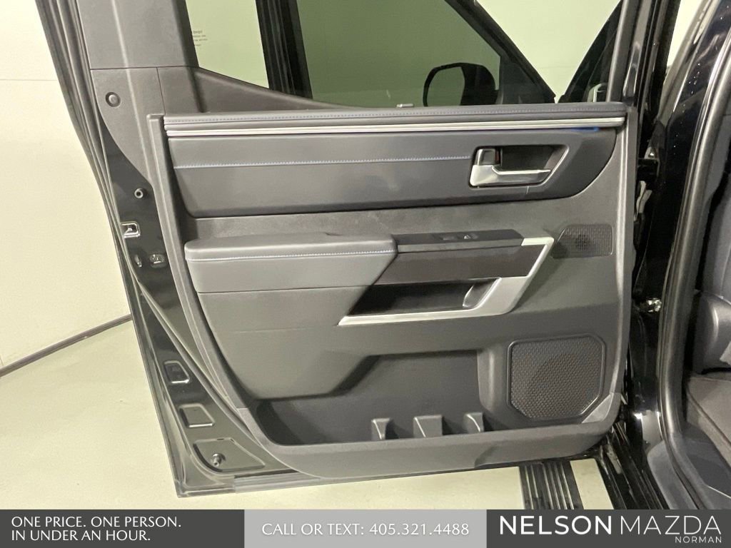 Used 2023 Toyota Tundra Platinum AWD/4WD image 23