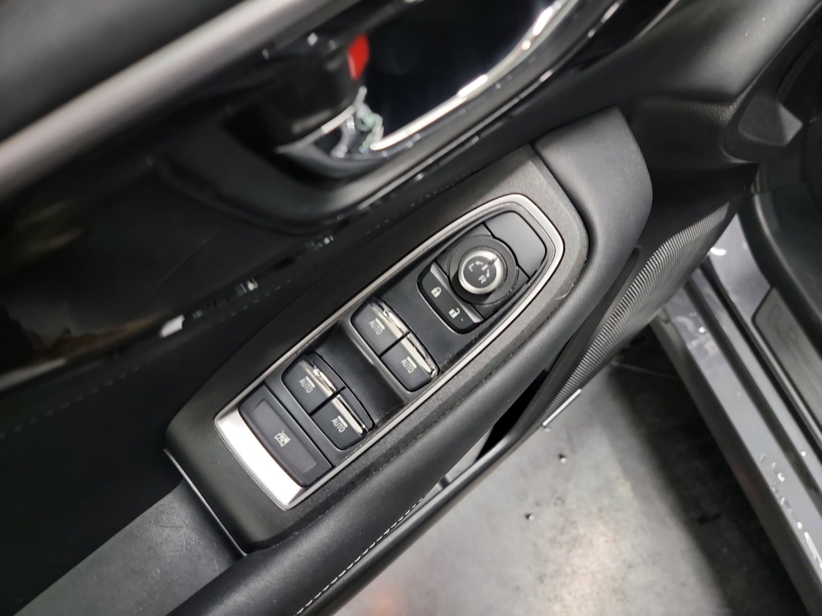 Used 2024 Subaru Legacy Limited image 14