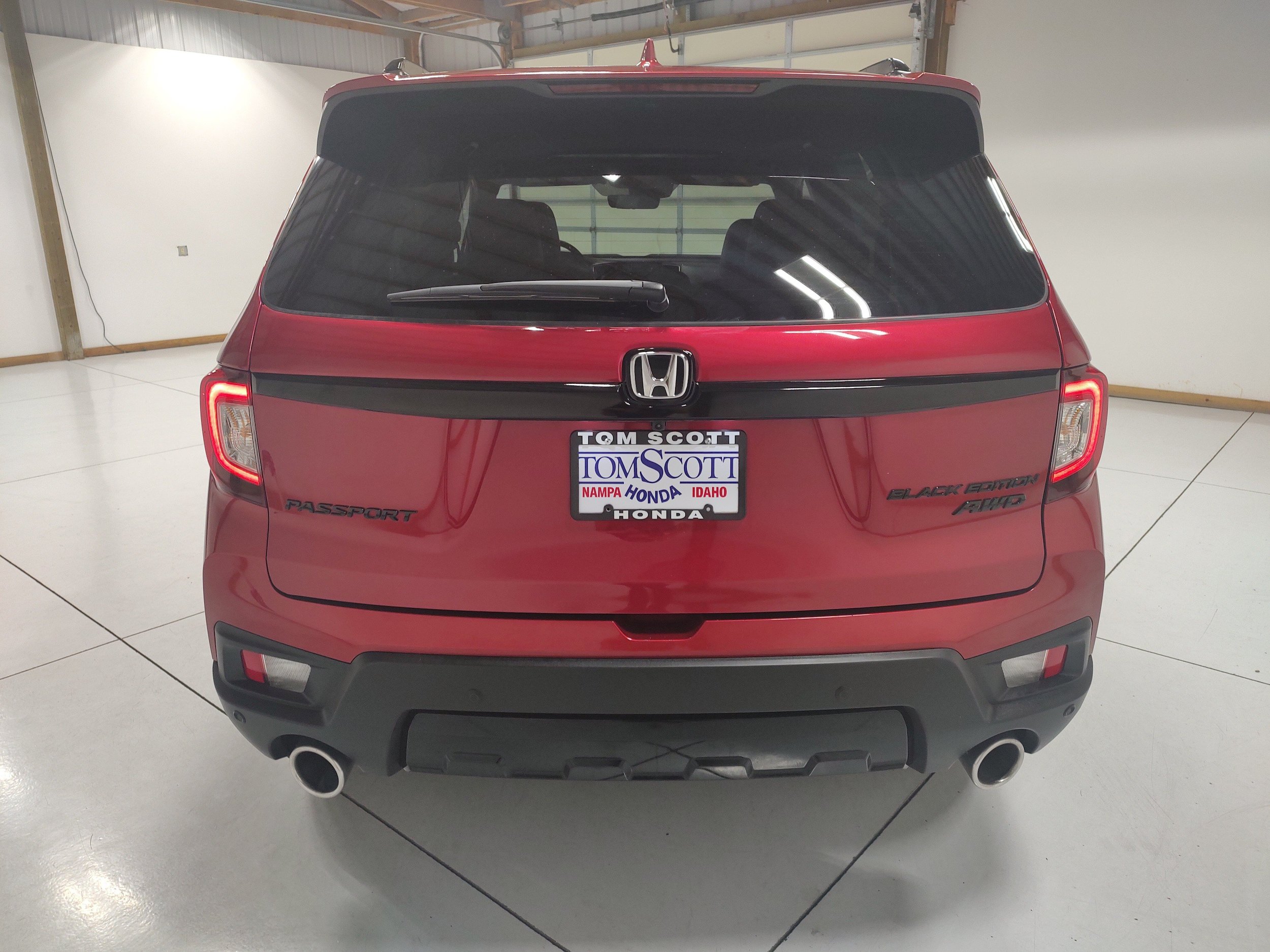 Used 2024 Honda Passport Black Edition image 11