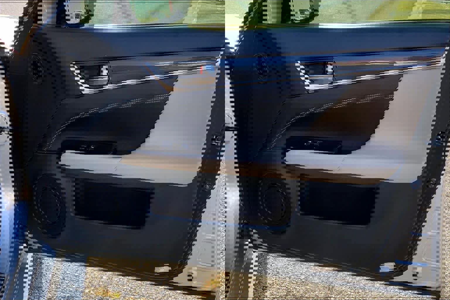 Used 2016 Lexus GS 200t image 22