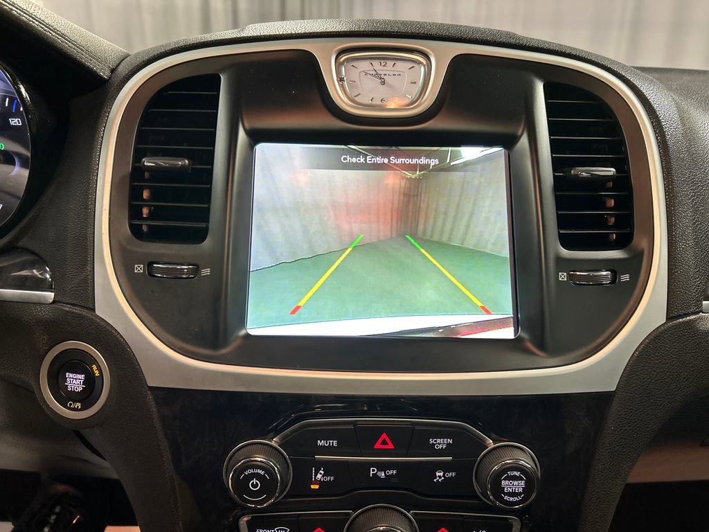 Used 2023 Chrysler 300 Touring L w/ Popular Equipment Group image 18