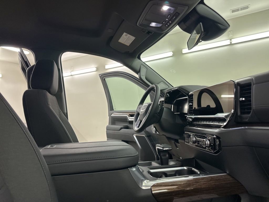 New 2026 GMC Sierra 1500 Elevation image 18