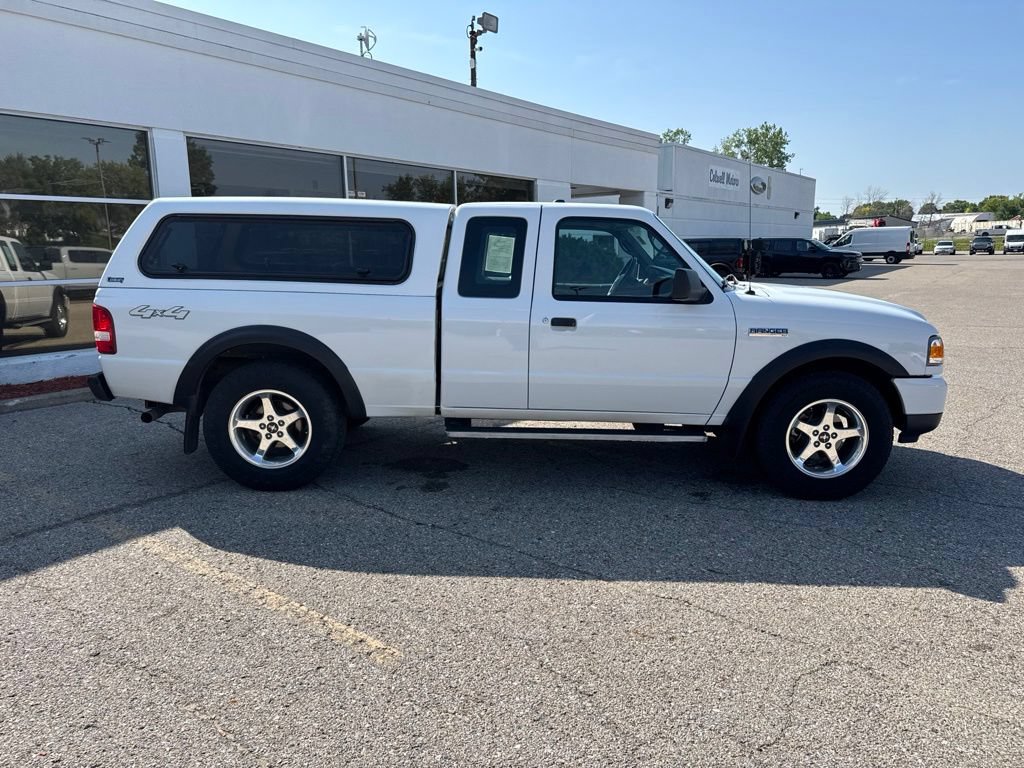 Used 2011 Ford Ranger XLT AWD/4WD image 2