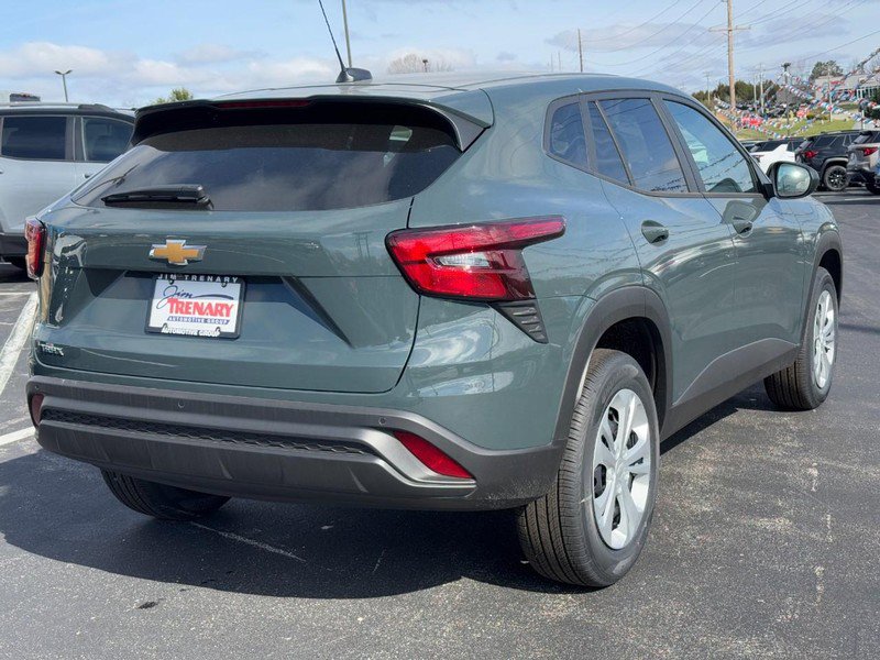 New 2026 Chevrolet Trax LS w/ Driver Confidence Package image 3