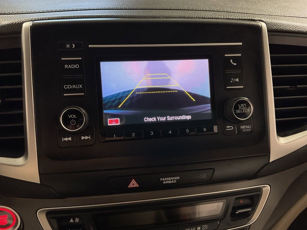 Used 2016 Honda Pilot LX image 2