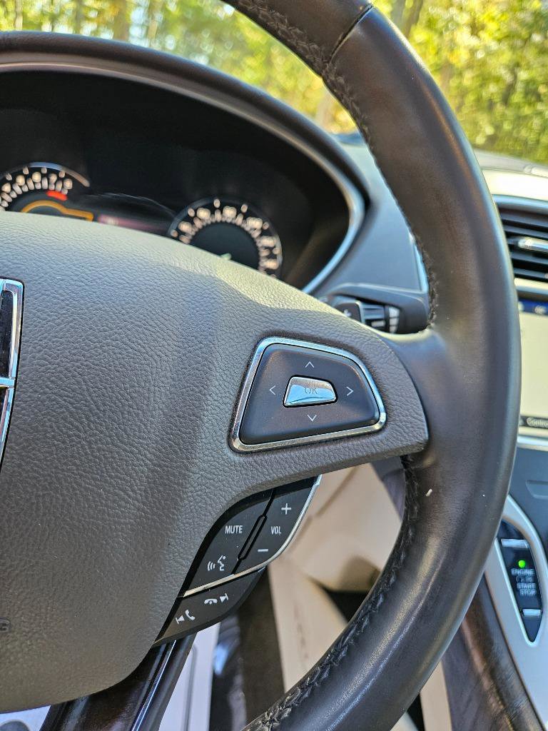 Used 2016 Lincoln MKX Reserve w/ Technology Package AWD/4WD image 53