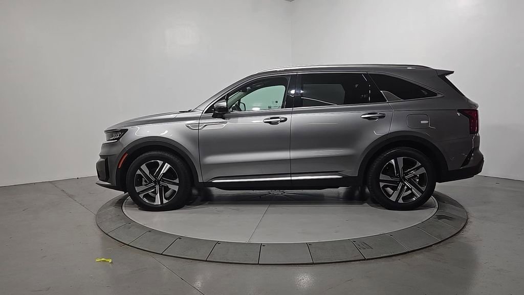 Used 2023 Kia Sorento EX image 2