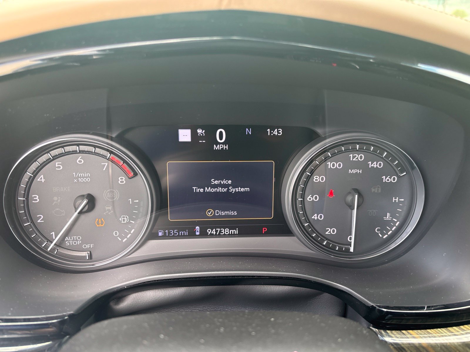 Used 2020 Cadillac XT6 Premium Luxury w/ Platinum Package FWD image 2
