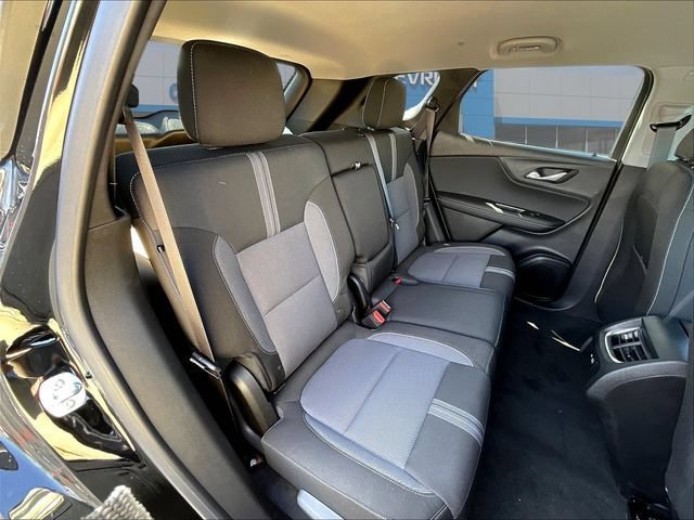 Used 2026 Chevrolet Blazer LT w/ Midnight/Sport Edition FWD image 12