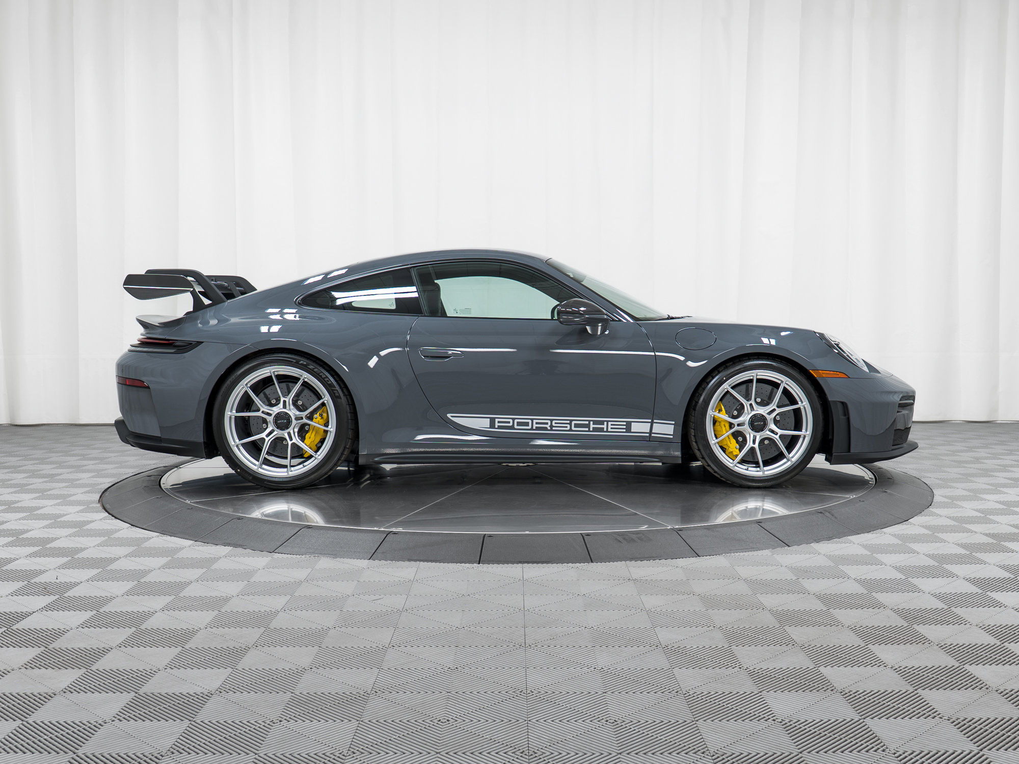 Used 2026 Porsche 911 GT3 image 8