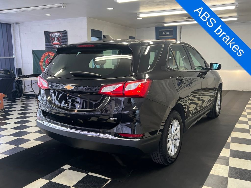 Used 2018 Chevrolet Equinox LS image 11