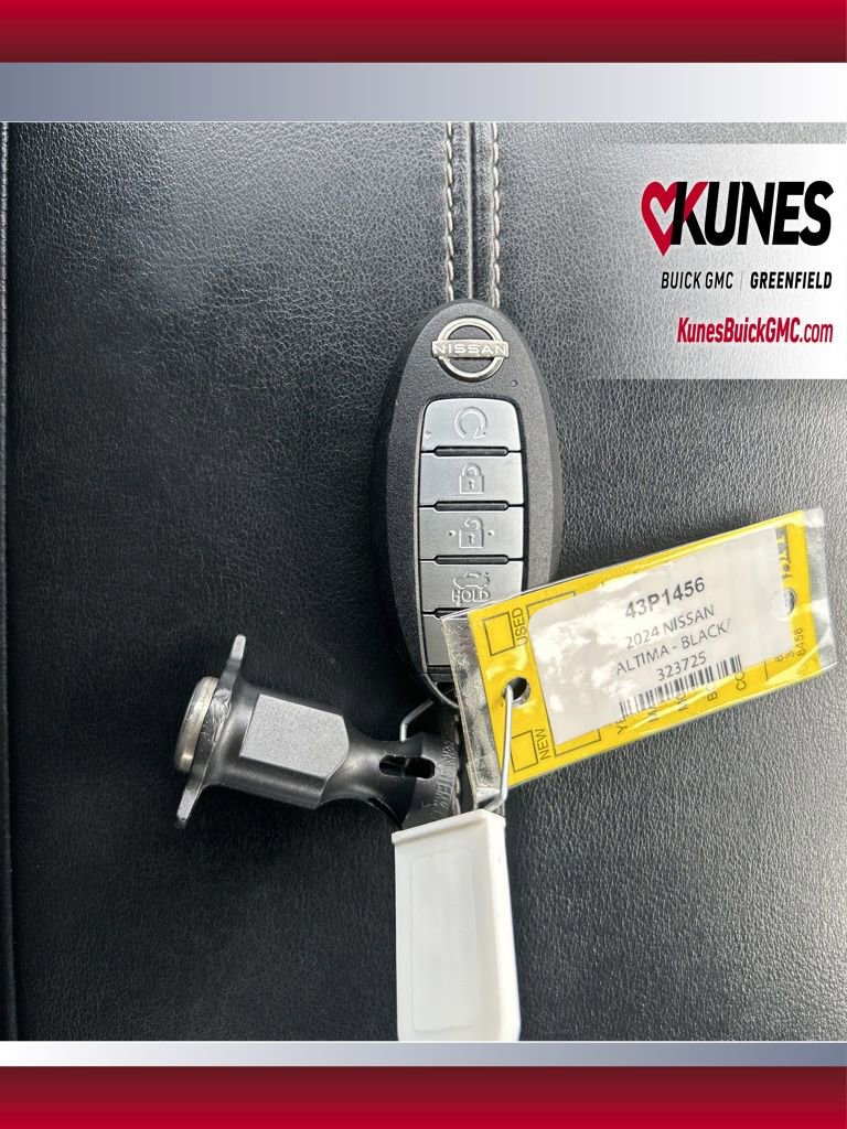 Used 2024 Nissan Altima 2.5 SV image 40