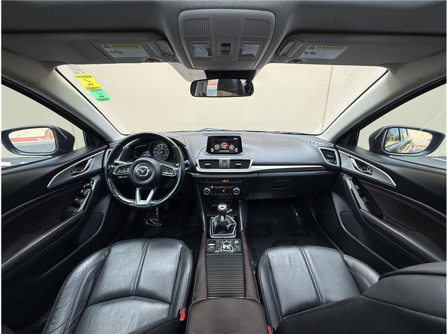 Used 2018 MAZDA MAZDA3 Touring FWD image 21