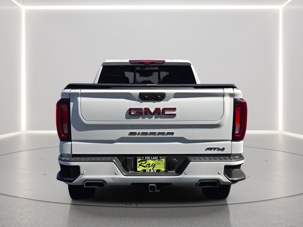 Used 2022 GMC Sierra 1500 AT4 w/ Technology Package AWD/4WD image 8