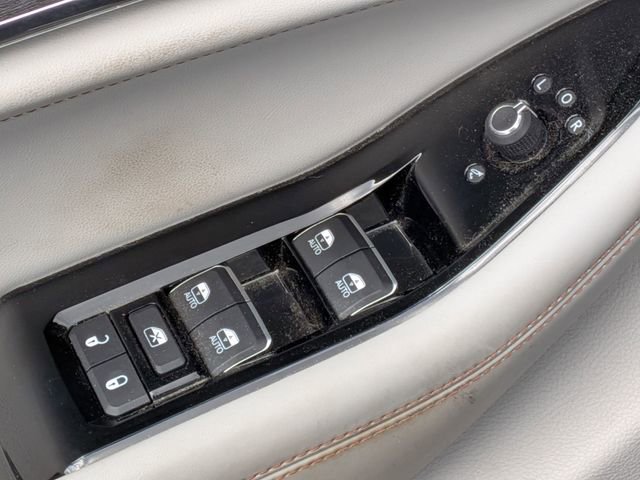 Certified 2023 Jeep Grand Cherokee Overland w/ Luxury Tech Group IV image 23