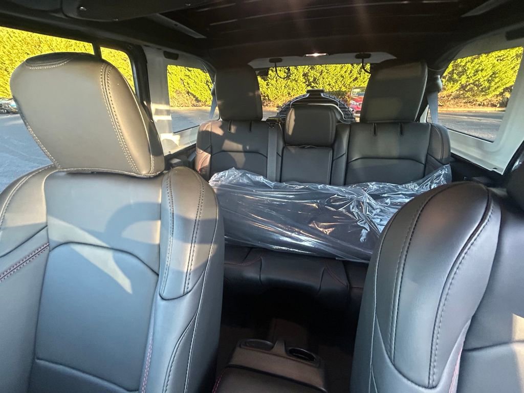 New 2026 Jeep Wrangler Unlimited Rubicon 392 image 21