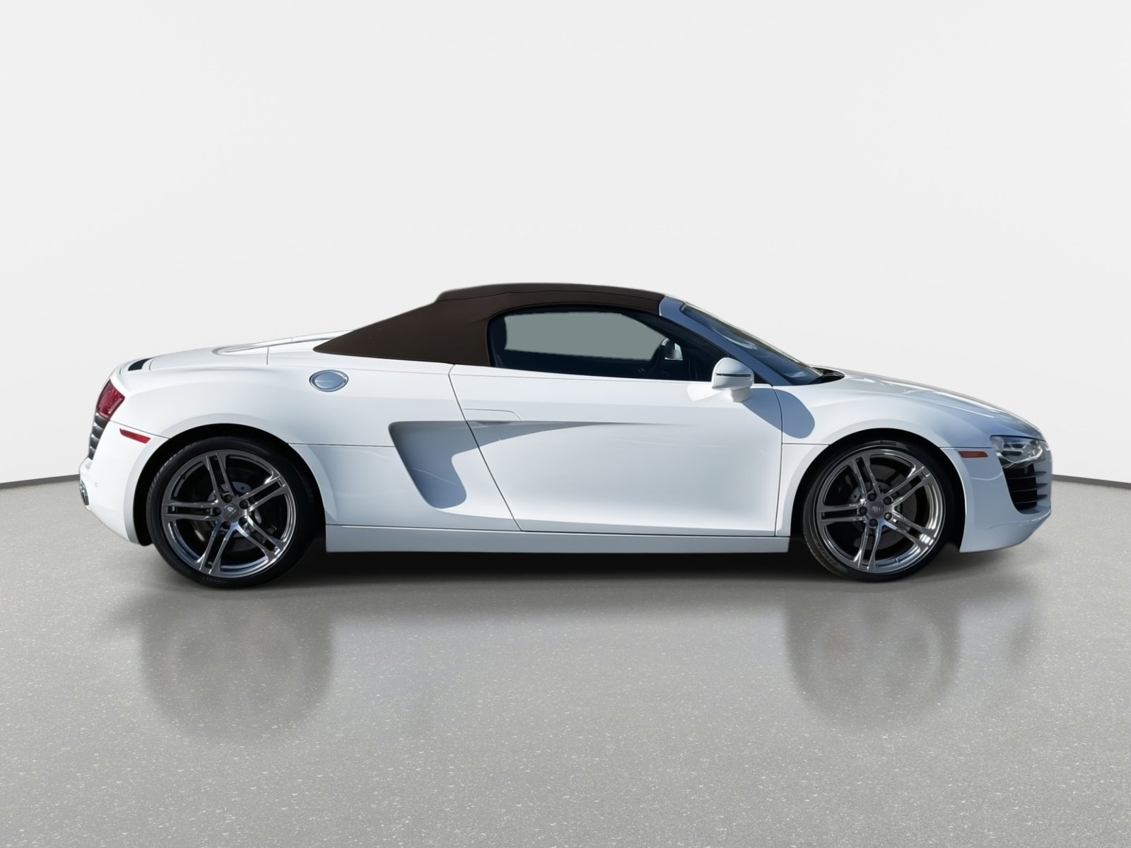 Used 2011 Audi R8 V8 image 2