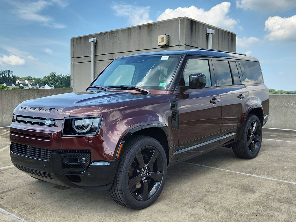 Used 2025 Land Rover Defender 130 X-Dynamic SE