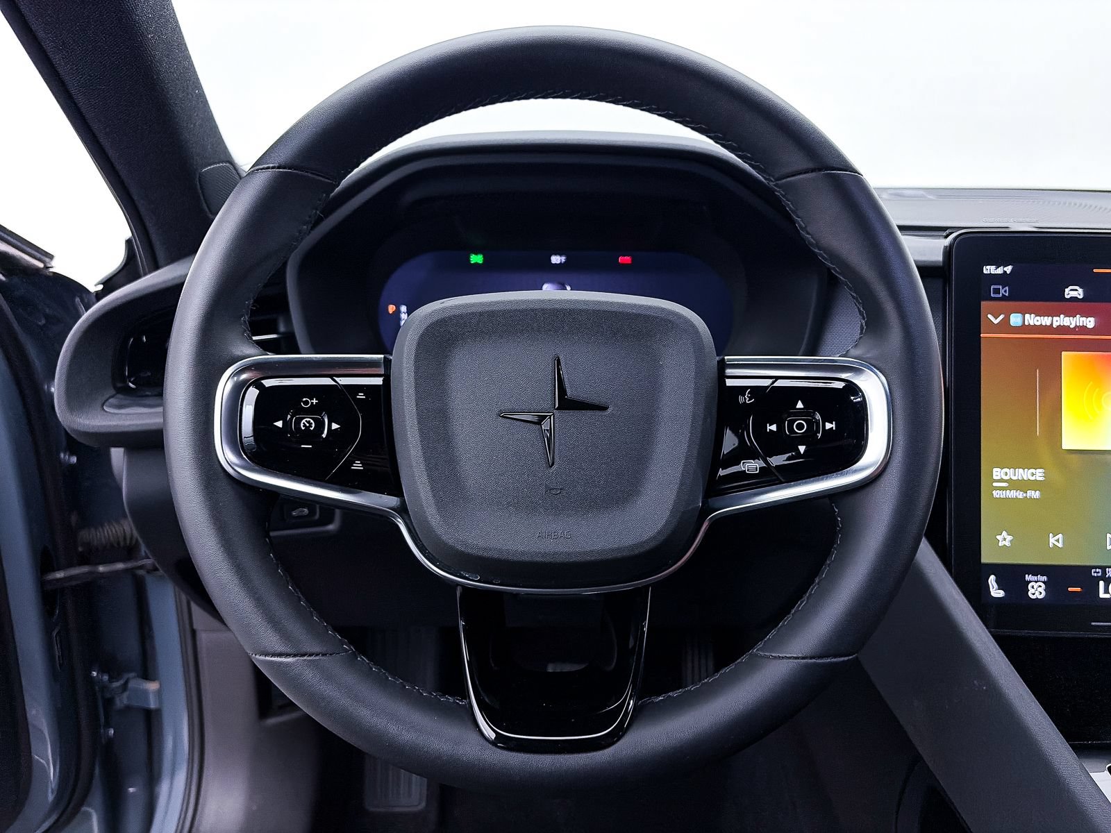 Used 2022 Polestar Polestar 2 w/ Pilot Package AWD/4WD image 29