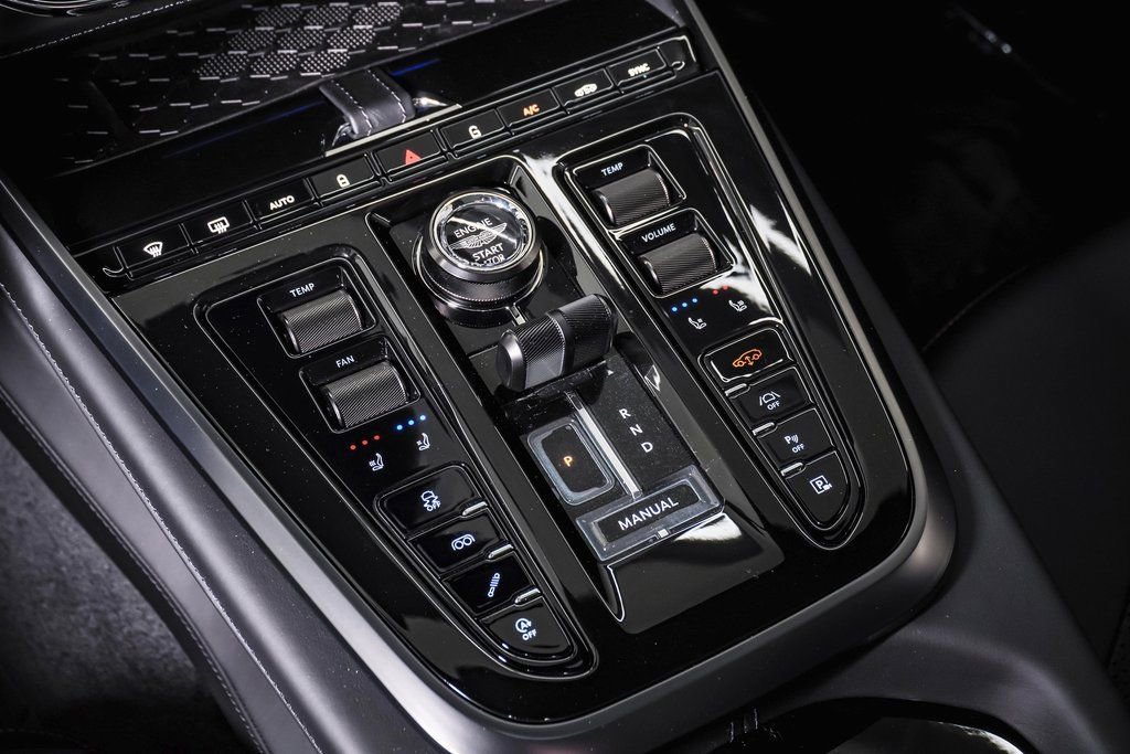 New 2026 Aston Martin DBX 707 image 29