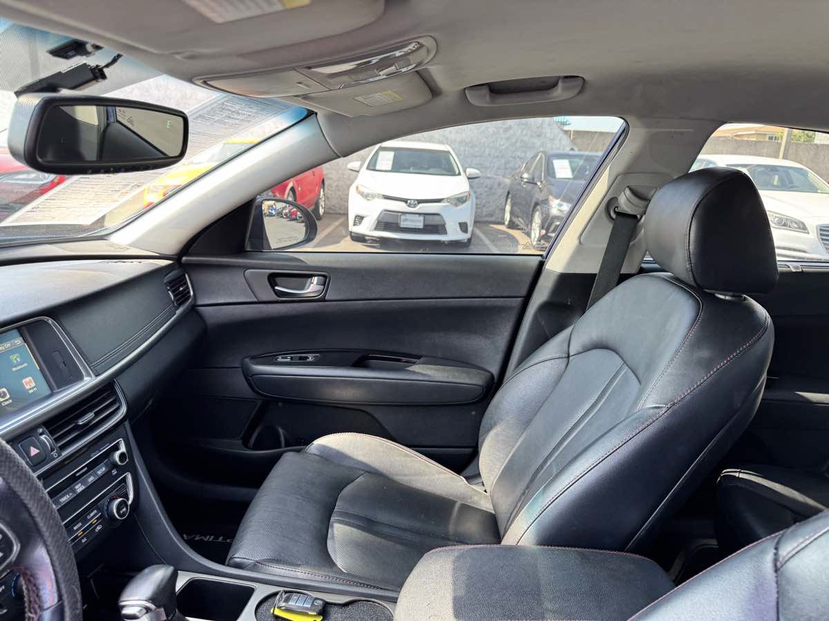 Used 2017 Kia Optima SX FWD image 32