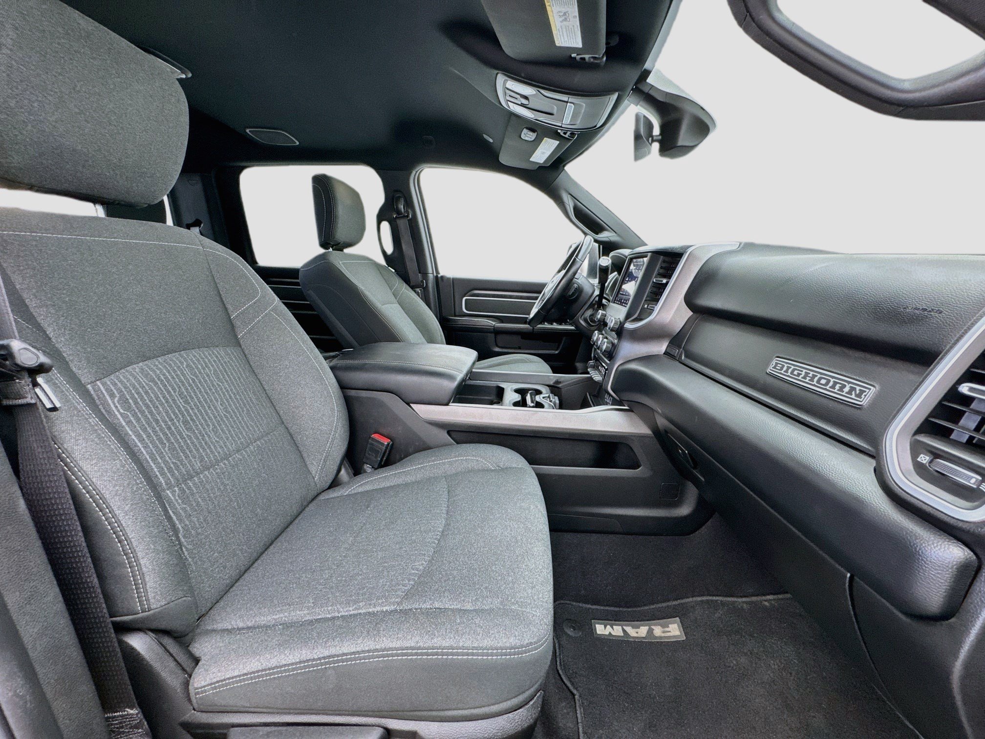 Used 2020 RAM 2500 Big Horn w/ Night Edition AWD/4WD image 19