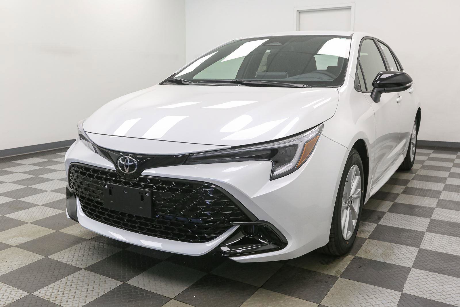 New 2026 Toyota Corolla SE FWD image 4