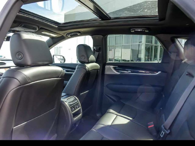 Certified 2023 Cadillac XT5 Premium Luxury AWD/4WD image 14