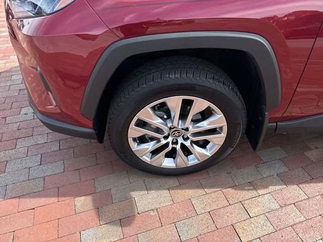 Used 2025 Toyota RAV4 XLE Premium w/ Weather Package FWD image 10