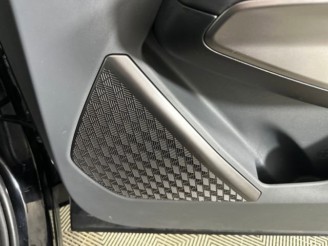 Used 2024 Kia EV9 Wind image 32