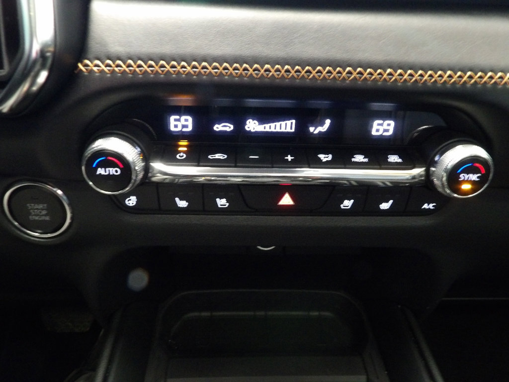 Certified 2023 MAZDA CX-50 2.5 Turbo w/ Cargo Package AWD/4WD image 33