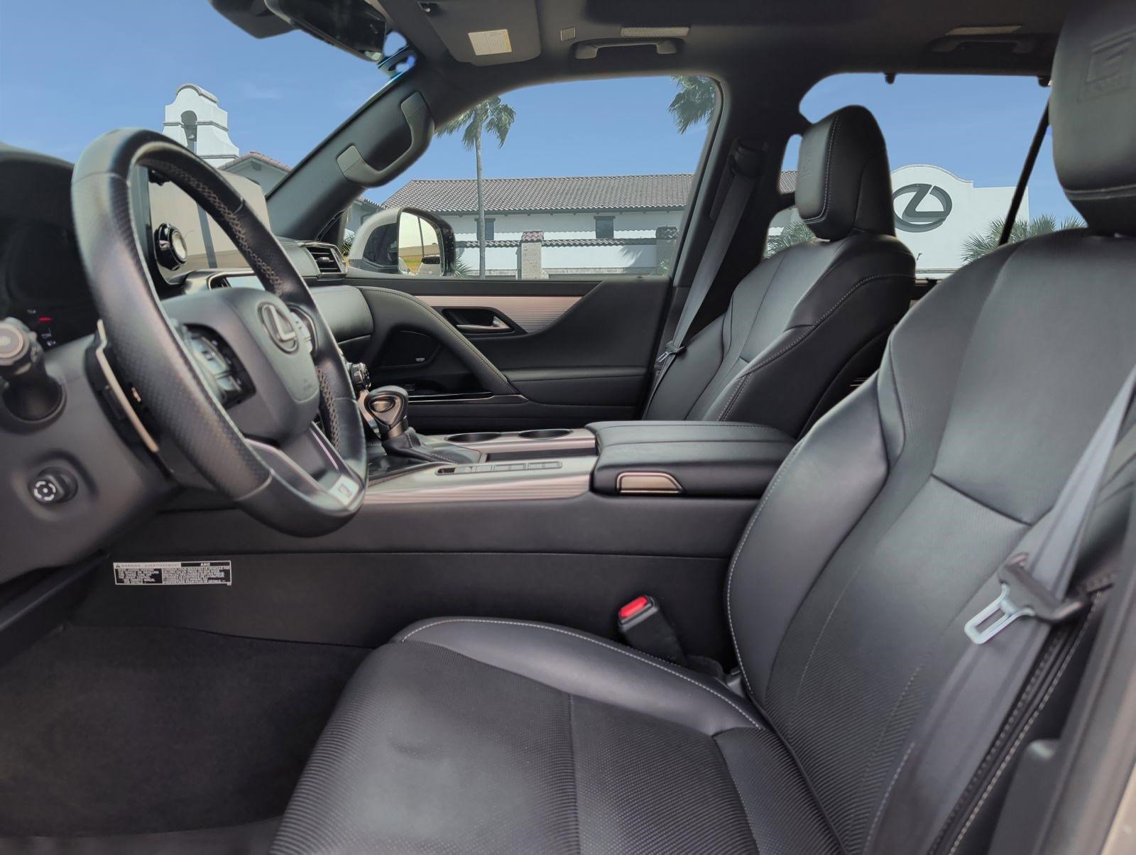 Used 2023 Lexus LX 600 F Sport w/ Accessory Package (Z1) image 11