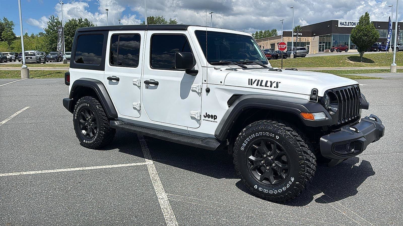Used 2023 Jeep Wrangler Unlimited Sport AWD/4WD image 2
