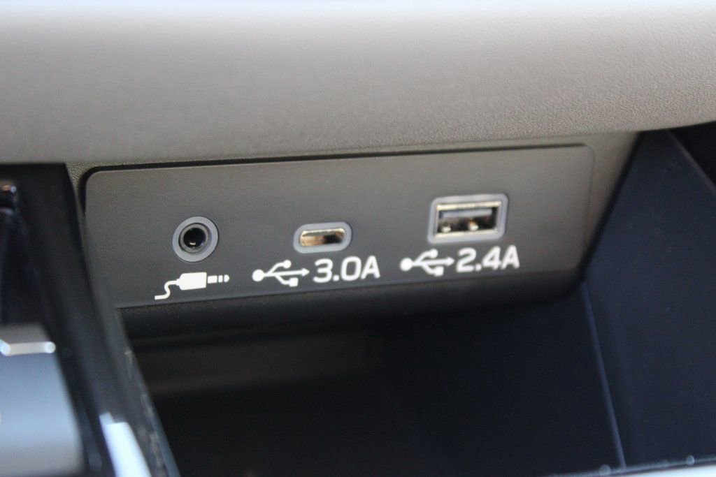 Used 2025 Subaru Legacy Premium image 15