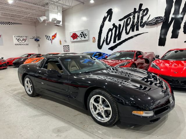 Used 2004 Chevrolet Corvette Coupe image 23